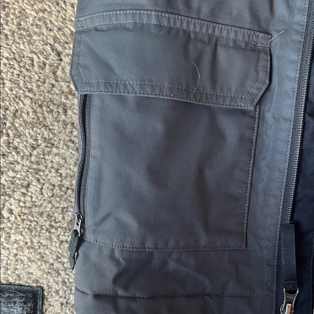 The North Face Kids' Insulated Ski Jacket - Picture 7 of 9
